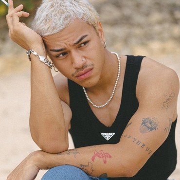 Sambung Kalimat Syahadat dengan Kata Kotor, Emil Mario Minta Maaf