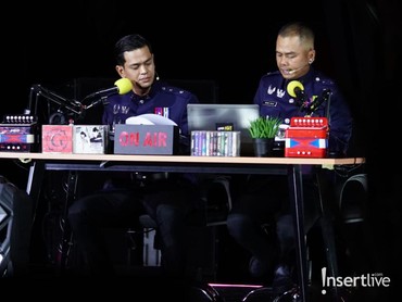 img-title Aksi Kocak Surya-Wendi Saat Raisa Buat Penonton HUT Transmedia Galau