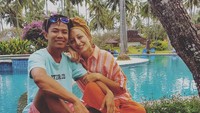 Dinikahi Pria Lombok, Bule Prancis Mualaf Kini Betah Tinggal di Kampung Terpencil
