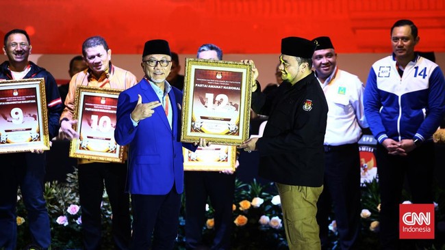 Elektabilitas PDI Perjuangan (PDIP) menempati posisi tertinggi jelang pemilu 2024. Sementara PPP dan PAN di bawah 3 persen.