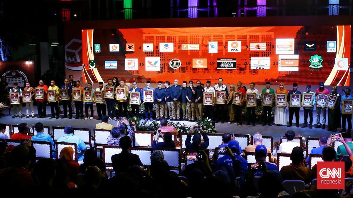 Pembatasan Jabatan Ketum Parpol Demi Kepentingan Publik