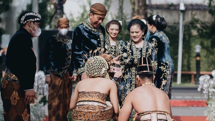 Pernikahan Kaesang & Erina/ foto: Instagram/ erinagudono