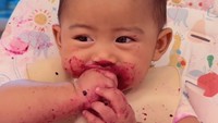 <p><em>"Masya Allah gemes bangettt,"</em> kata seorang netizen. <em>"Lucu banget sihhh bayikkk. Pengen bawa pulangg,"</em> tutur netizen lainnya. (Foto: Instagram: @riaricis1795)</p>