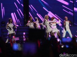 Secret Number Pamer Keahlian Berbahasa Indonesia di HUT Transmedia