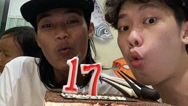 Isu Dijauhi Manajer, Intip 7 Potret Kebersamaan Bonge & Willie Salim