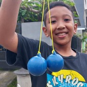 Ternyata Latto-latto Bisa Membuat Otak Cerdas, Berikut Manfaat Permainan Viral Ini yang Perlu Orangtua Tau!