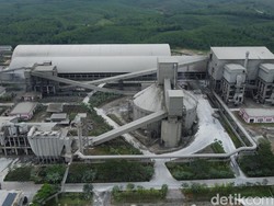 SIG Manfaatkan Limbah Industri-Sampah Perkotaan buat Produksi Semen