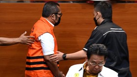 FOTO: Wakil Ketua DPRD Jawa Timur Ditahan KPK