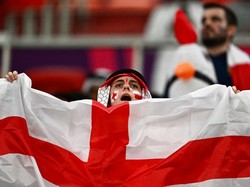 Tak Ada Alkohol di Stadion Bikin Suporter Inggris Enggak Brutal