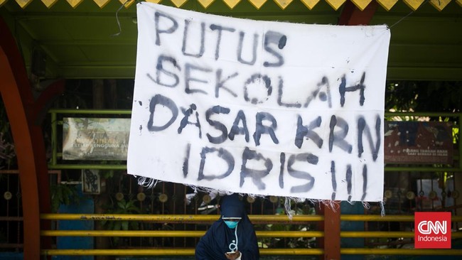 Orang tua murid SDN Pondok Cina 1 diwakili kuasa hukumnya resmi mengajukan memori kasasi ke Mahkamah Agung (MA) melalui Kepaniteraan PTUN Bandung.