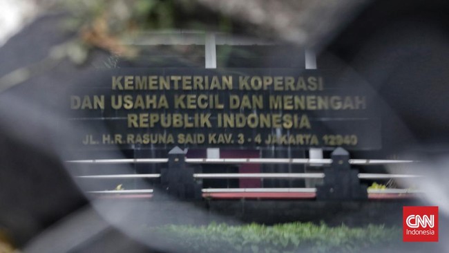Kementerian Koperasi RI terus menggenjot edukasi tentang koperasi kepada masyarakat sebagai opsi pendanaan berbagai bidang.