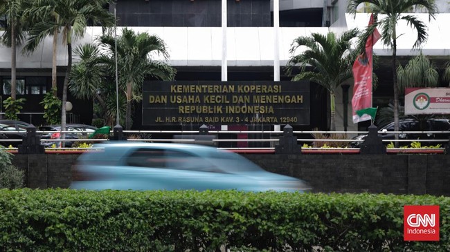Penderitaan seorang pegawai Kemenkop UKM ini berlipat ganda: diduga diperkosa massal, dikucilkan institusi & diabaikan pelaku yang menikahinya demi tutup kasus.