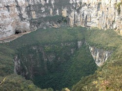 Xiaoxhai Tiankeng, Lubang Raksasa Terbesar dan Terdalam Dunia