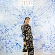 Gaya Stylish Dian Sastrowardoyo Sepanjang Tahun 2022 saat Menghadiri Acara, Mana Favoritmu?