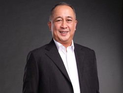 Dirut BNI Royke Tumilaar Raih Penghargaan CEO of The Year 2024