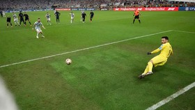 Messi Cetak Gol Penalti, Argentina Unggul 1-0 Atas Prancis