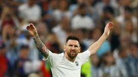 Top 3 Sports: Messi Tak Nyaman di Beijing, Ginting Juara
