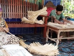 Geliat Perajin Besek di Bener Purworejo, Bertahan Sejak Era Kolonial