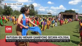 VIDEO: Hari Ibu, 200 Ratus Ibu Menari Gambyong Secara Kolosal