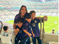 Ungkapan Bangga Istri kepada Messi Usai Argentina Juara Pildun