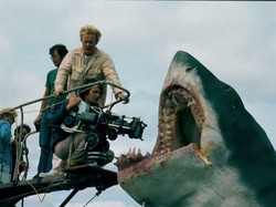 Bukan Hiu, Ini yang Nyaris Bikin Steven Spielberg dan Kru Tewas di Jaws