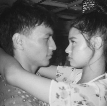 2 Tahun Bersama, 10 Potret Mesra Jefri Nichol dengan Maria Theodore