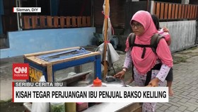 VIDEO: Kisah Tegar Perjuangan Ibu Penjual Bakso Keliling