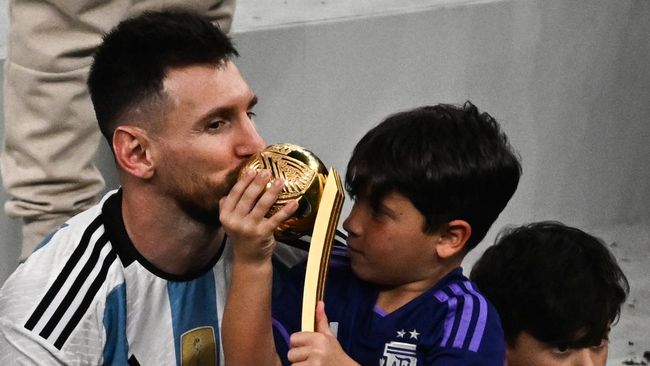 Messi Best Player of the World Cup, Aguero Wins Hundreds of Millions of Gambling