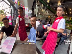 Pengunjung Ini Bingung Ada Pelayan Ramah di Karens Diner Jakarta