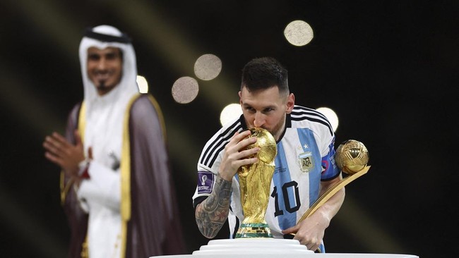 Lionel Messi mengaku tak mendapatkan pengakuan dari Paris Saint-Germain (PSG) usai sukses membantu Argentina juara Piala Dunia 2022.