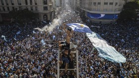 FOTO: Pesta Suka Ria Argentina Juara Piala Dunia 2022