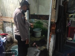 Pasutri Surabaya Bakar Diri Diduga karena Idap Penyakit Kulit