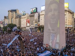Argentina Pesta, Warganya Bahagia Serasa di Surga, Macet Nggak Masalah