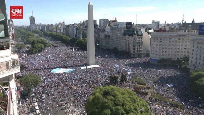 Monumen Obelisk di Kota Buenos Aires dibangun pada 1963 dan kerap menjadi tempat perayaan rakyat untuk kesuksesan tim olahraga dan demonstrasi politik.