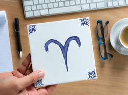Ramalan Zodiak Hari Ini 4 April 2025, Aries Jadi Social Butterfly!