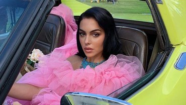7 Potret Georgina Pacar Ronaldo Asal Argentina Disebut Ogah Rayakan Messi