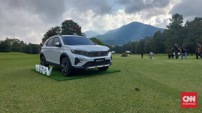 Kenaikan harga Honda WR-V karena ada penyesuaian pajak kendaraan setiap tahunnya dan ketersediaan cip semikonduktor yang masih "menghantui" perusahaan.