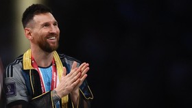 img-title Lewandowski Akui Messi Sulit Dihentikan Raih Ballon d'Or Kedelapan