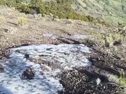 Wow! Ada Bongkahan Es di Puncak Gunung Rinjani!