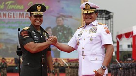 Tongkat Komando Panglima TNI di Tangan Yudo Margono