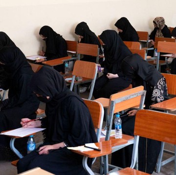 Taliban Larang Perempuan Afghanistan Kuliah, Tuai Kecaman Dunia: Pendidikan adalah Hak Asasi Manusia!
