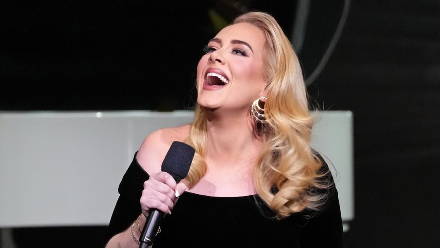 LAS VEGAS, NEVADA - NOVEMBER 18: Adele performs onstage during the "Weekends with Adele" Residency Opening at The Colosseum at Caesars Palace on November 18, 2022 in Las Vegas, Nevada. (Photo by Kevin Mazur/Getty Images for AD)
