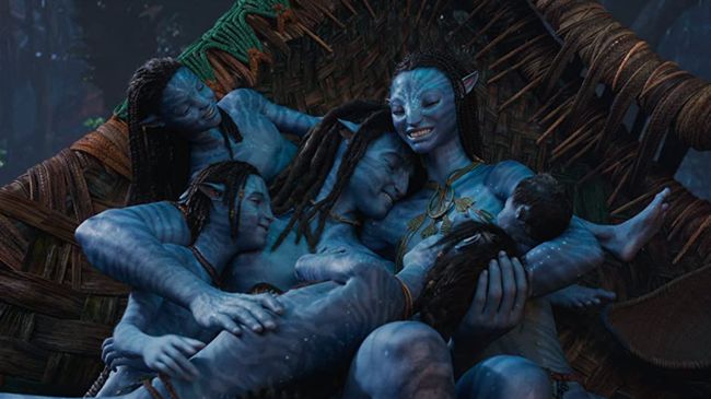 Dalam 4 pekan, Avatar The Way of Water jadi film terlaris ke-7 sepanjang masa dengan mengumpulkan US$1,708 miliar dan menyalip Jurassic World.