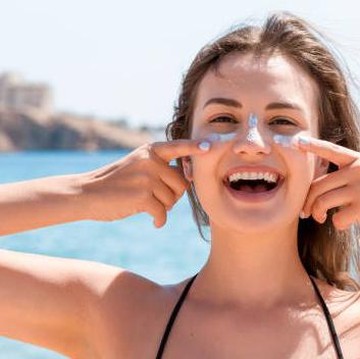 5 Kesalahan Saat Memakai Sunscreen yang Harus Kamu Hindari
