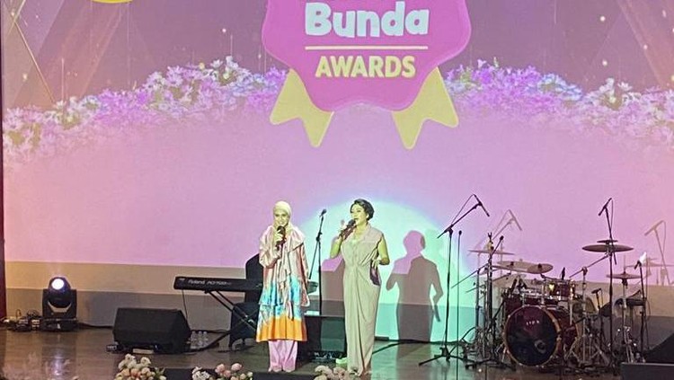 Kemeriahan acara puncah Pilihan Bunda Award