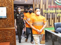 Berkas Perkara Lengkap, 5 Tersangka Tragedi Kanjuruhan Segera Disidang