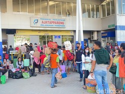 Puncak Arus Mudik Nataru, 3.386 Penumpang Tiba di Pelabuhan Parepare