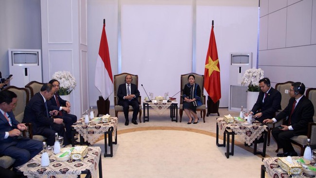 Ketua DPR RI Puan Maharani bertemu dengan Presiden Vietnam Nguyen Xuan Phuc dan membahas sejumlah isu, termasuk garis batas ZEE Indonesia dengan Vietnam.