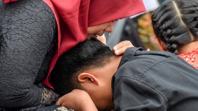 15 Kata-Kata Sungkeman Minta Maaf saat Lebaran Bahasa Jawa-Indonesia