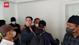 VIDEO: Detik-detik Pengusaha Semarang Ditangkap di Bandara